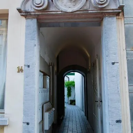 Historical Miniature House In The Heart Of Antwerp Apartment Exterior photo